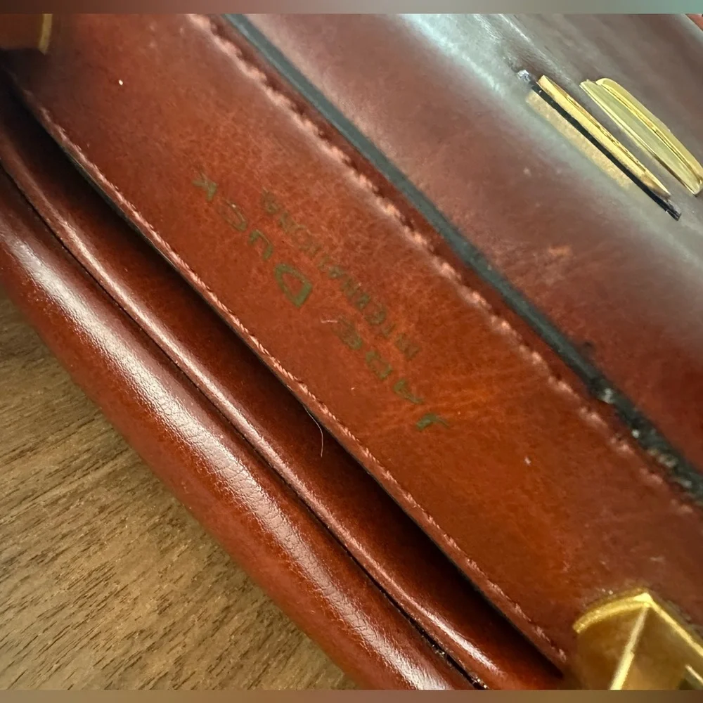 Jade Duck / J&D Collection Leather Shoulder Bag